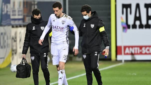 <p>Jens Cools zog sich beim Pokalspiel gegen Standard Lüttich eine Oberschenkelverletzung zu.</p>