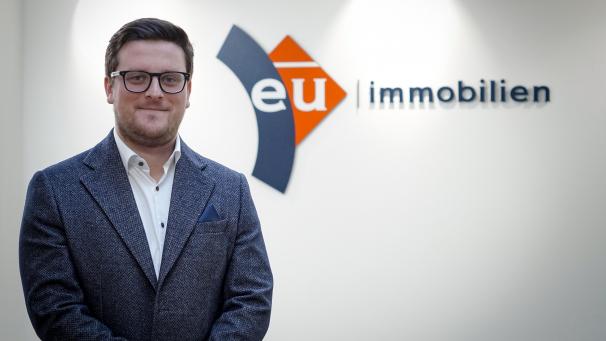 <p>Ist seit zehn Jahren im Geschäft: Immobilienmakler Lucas Reul.</p>