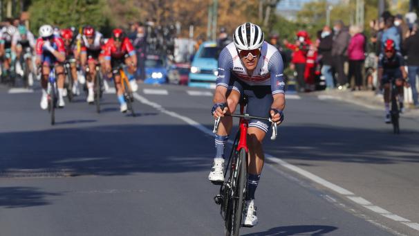 <p>Jasper Stuyven schlug den Favoriten am Samstag auf der Via Roma ein Schnippchen.</p>