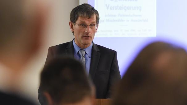 <p>Dr. Carlo Lejeune</p>