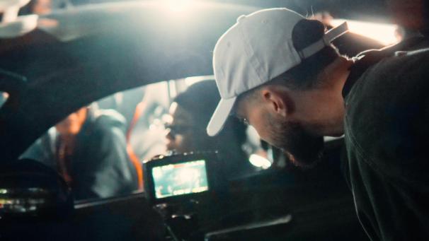 <p>Felix Scholzen bei der Arbeit.</p>