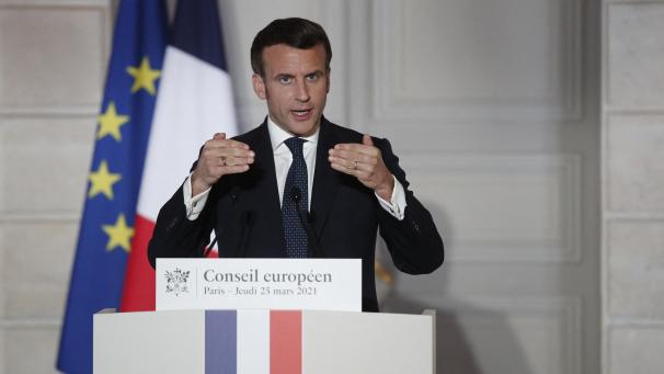 <p>Emmanuel Macron macht mobil.</p>