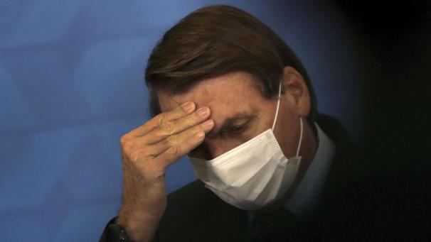 <p>Brasiliens Präsident Jair Bolsonaro bei einer Veranstaltung: Angesichts zunehmender Kritik wegen des fehlenden Krisenmanagements in der Corona-Pandemie hat er die Spitzen von sechs Ministerien neu besetzt.</p>