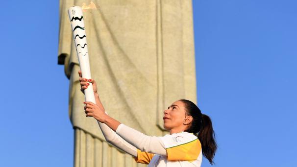 <p>Auch in Japan geht die Zahl der Corona-Neuinfektionen wieder nach oben. Der olympische Fackellauf sollte daher nicht durch Osaka führen, finden die dortigen Verantwortlichen.</p>