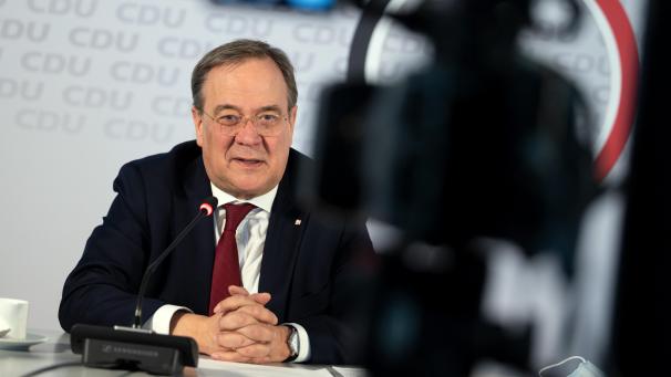 <p>Armin Laschet, CDU-Bundesvorsitzender und Ministerpräsident von Nordrhein-Westfalen, spricht während eines Interviews in der Landeszentrale der CDU.</p>