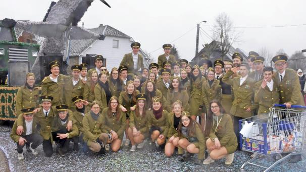 <p>Der Rosenmontagszug 2020 in Bütgenbach gehörte zu den letzten großen Zusammenkünften des JGV Iveldingen-Montenau.</p>