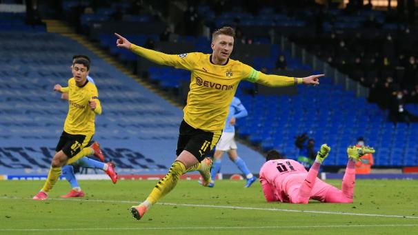 <p>Dortmunds Marco Reus bejubelte sein Tor zum 1:1. Der BVB war am Mittwoch bei Manchester City zu Gast.</p>
