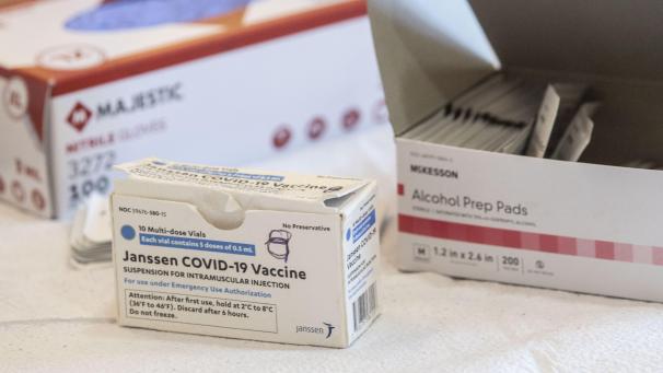 <p>SIPA_01013486_000019</p>