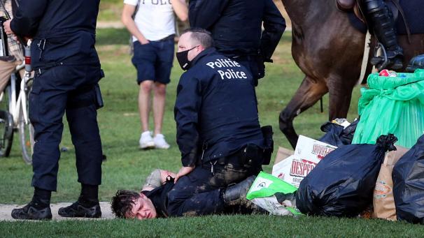 <p>Die Szenen aus dem Bois de la Cambre beobachteten Jolene und Bram vergangene Woche aus der Ferne.</p>