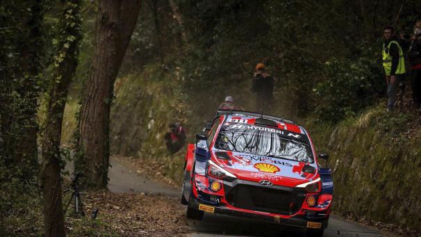 <p>Thierry Neuville (Hyundai) bei der Rallye Sanremo.</p>