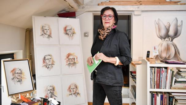 <p>Im Auftrag der Gemeinde hat Thea Doepgen alle Bürgermeister der Kommune gemalt.</p>