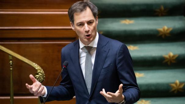 <p>Premier Alexander De Croo ermutigt weitere Firmen, Schnelltests für ihre Mitarbeiter zu bestellen.</p>