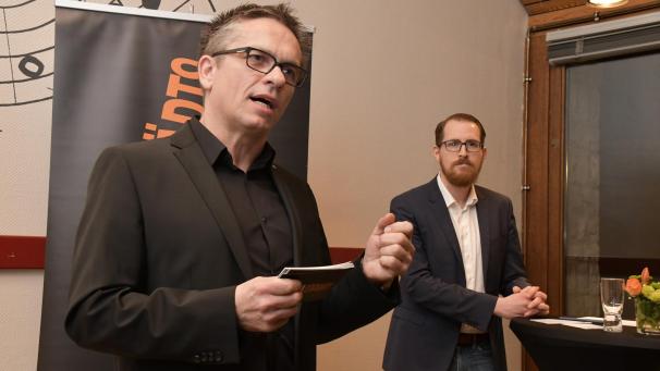 <p>Roland Lentzen (l.) fehlt die Zeit für das Bürgermeisteramt. Er hat Jérôme Franssen (r.) das Feld überlassen.</p>