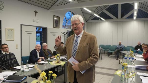 <p>Gerd Schmitz tritt aus gesundheitlichen Gründen als ÖSHZ-Präsident der Gemeinde Bütgenbach zurück.</p>