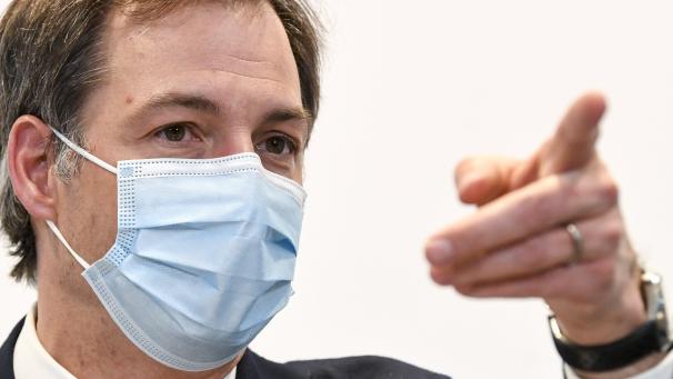 <p>Premier Alexander De Croo während einer Pressekonferenz am Mittwoch.</p>
