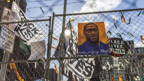 <p>Die brutale Tötung des Afroamerikaners George Floyd durch Polizisten erschütterte Amerika und die Welt.</p>