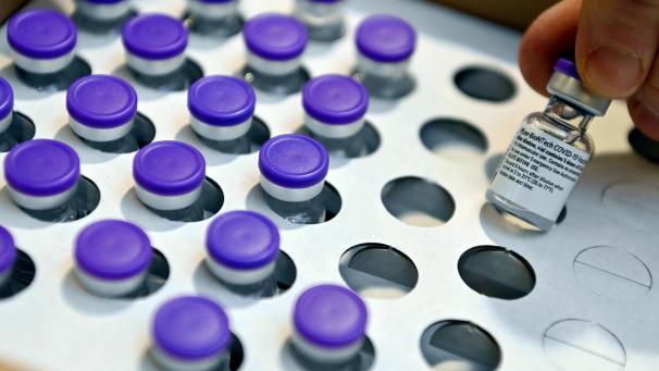 <p>Zahlreiche Biontech-Impfstoffdosen kommen demnächst wieder in unser Land.</p>