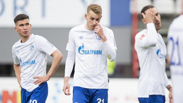 <p>Steht der Schalker Abstieg am Dienstagabend fest?</p>