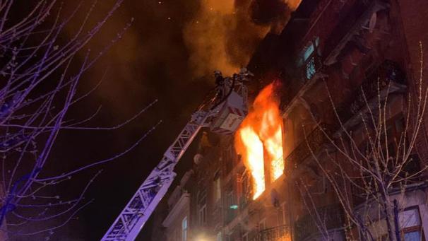 <p>Der Brand in einem Mehrfamilienhaus in Anderlecht forderte am Montag ein Menschenleben.</p>