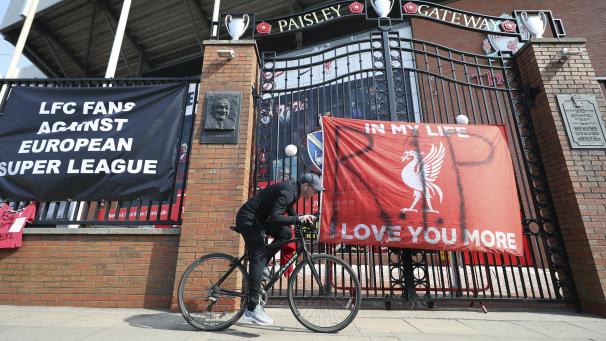 <p>Die englischen Klubs haben am Dienstagabend angekündigt, sich von den Plänen für eine Super-League abwenden zu wollen.</p>
