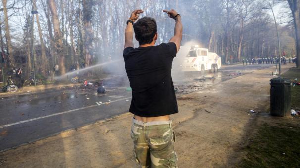 <p>Szenen wie hier beim Fake-Festival „La Boum“ am 1. April wollen die Behörden unbedingt vermeiden.</p>
