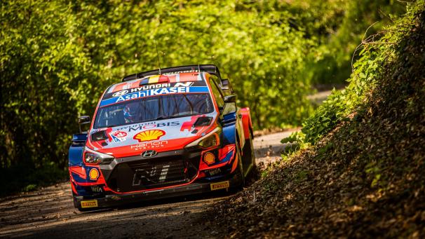 <p>Thierry Neuville führt bei der Rallye Kroatien.</p>