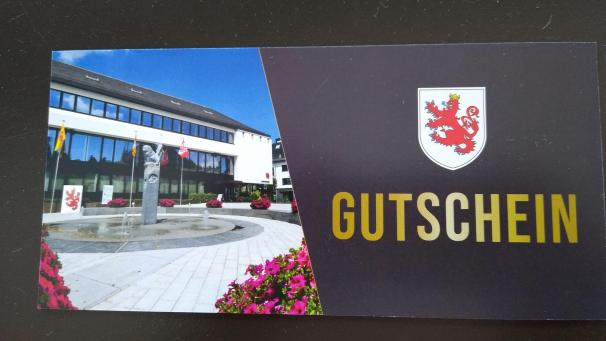 <p>Die Gutscheine haben auf der Rückseite einen QR-Code und können in den teilnehmenden Geschäften auf digitalem Weg eingelöst werden.</p>