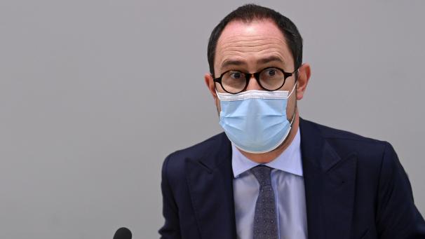 <p>Ein Gesetzesentwurf des Ministers Vincent Van Quickenborne (Open VLD) sieht die Verlängerung der Laufbahn von Magistraten auf 75 Jahre vor.</p>