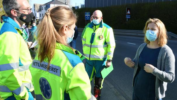 <p>(RS) Demonstration Rettungssanitäter Zone DG 27.4.2021 (12)</p>