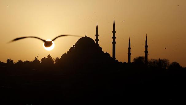 <p>Klassenfahrt nach Istanbul trotz Reiseverbot.</p>