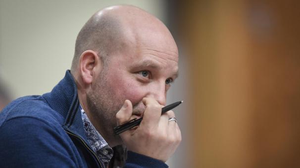 <p>Michael Balter sieht die ergriffenen Maßnahmen in der Coronakrise mit kritischen Augen, wehrt sich aber gegen den Vorwurf, Corona verharmlosen oder gar leugnen zu wollen.</p>