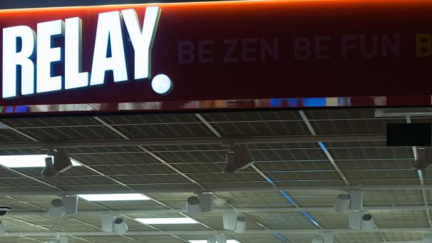 <p>Auch die Geschäfte Relay stehen zum Verkauf.</p>