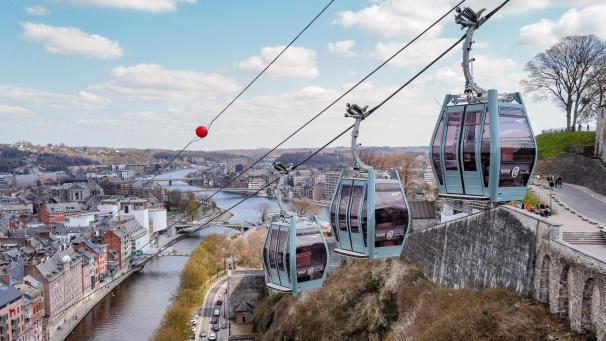 <p>Nach dem erfolgreichen Test im April startet der Seilbahnbetrieb am 8. Mai in Namur.</p>