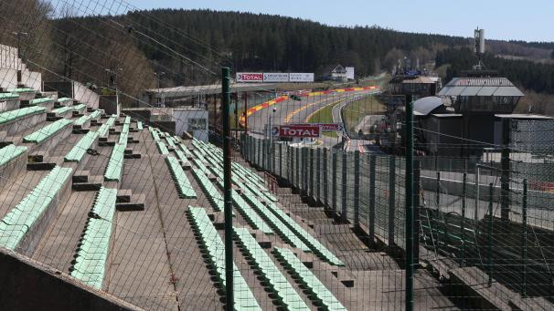 <p>Ein Teil der Tribünen wird abgerissen und neugebaut.</p>