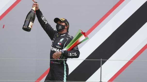 <p>Lewis Hamilton will wieder feiern.</p>