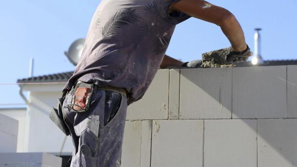 <p>An Arbeit mangelt es dem Baufach in diesen Wochen und Monaten nicht. Die Branche kämpft aber mit massiven Preissteigerungen und Lieferengpässen.</p>