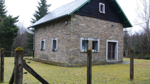 <p>Die von der Gemeinde Burg-Reuland gemeinsam mit der Nachbargemeinde Gouvy betriebene Pumpstation und Wasseraufbereitungsanlage Luxibout bei Commanster soll instandgesetzt und aufgerüstet werden.</p>