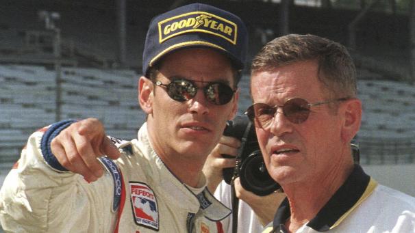 <p>Aufnahme aus dem Jahre 1998 von Bobby Unser (rechts), hier mit seinem Sohn Robby.</p>