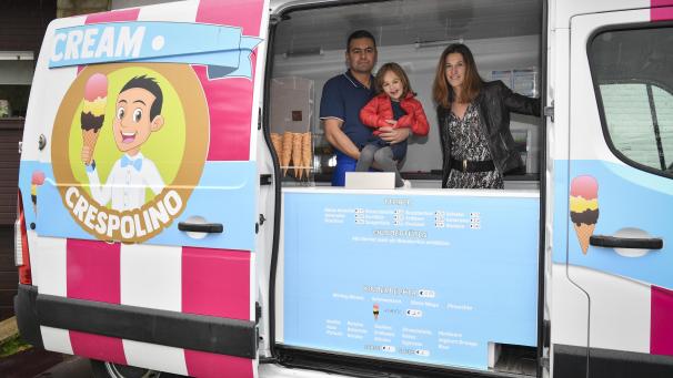 <p>Die Idee, einen Eiswagen zu bauen, hat Carlos Crespo nicht mehr losgelassen. Nun hat er sie umgesetzt. Fotos: David Hagemann</p>