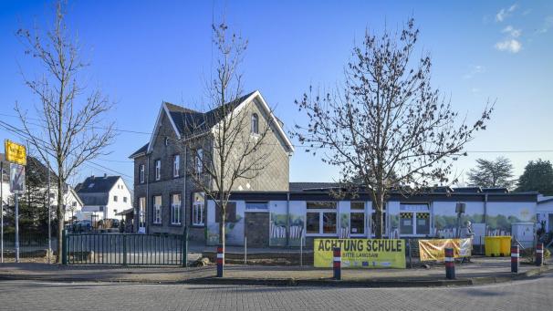 <p>Die Gemeindeschule Lichtenbusch musste im Laufe der Woche wegen Corona-Fällen schließen.</p>