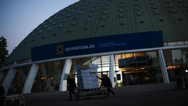 <p>Ein Blick auf den Crystal Palace der Schauplatz eines bevorstehenden EU-Gipfels in Porto sein wird.</p>