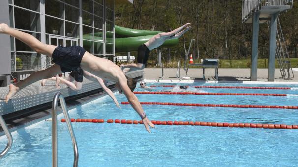 <p>(RS) Largo Wetzlarbad Eröffnung nach Lockdown 9.5.2021 (9)</p>