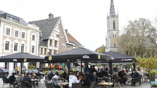 <p>Seit dem 8. Mai sind die Terrassen der Horeca-Betriebe wieder offen.</p>