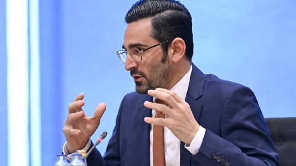 <p>Bei der Patentfrage für die Corona-Impfstoffe sollte laut Minister Antoniadis berücksichtigt werden, dass für den Corona-Impfstoff enorm viele staatliche Gelder geflossen sind.</p>
