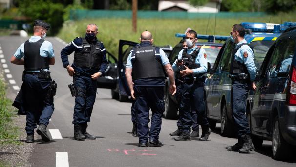 <p>Die Ermittler hatten zuletzt davor gewarnt, dass der Mann gefährlich sein könnte und möglicherweise bewaffnet sei.</p>