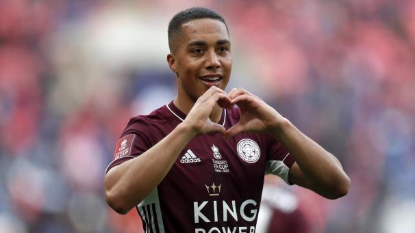 <p>Youri Tielemans von Leicester City machte sich mit dem Siegtreffer bei den Fans unsterblich.</p>