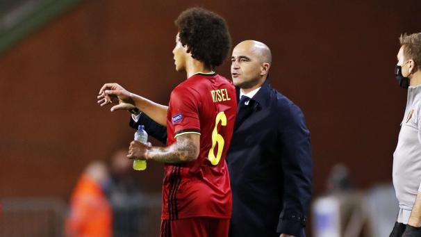 <p>Nationaltrainer Roberto Martinez (rechts) bekräftige am Wochenende, dass Axel Witsel einen Platz im EM-Aufgebot sicher hat.</p>