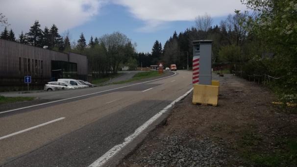 <p>Der „Lidar“ blitzt an der Brauerei Peak.</p>