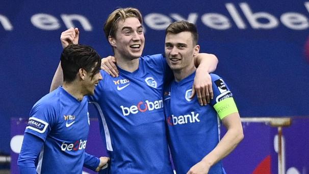 <p>Traf am Abend dreifach: Kristian Thorstvedt (Bildmitte).</p>