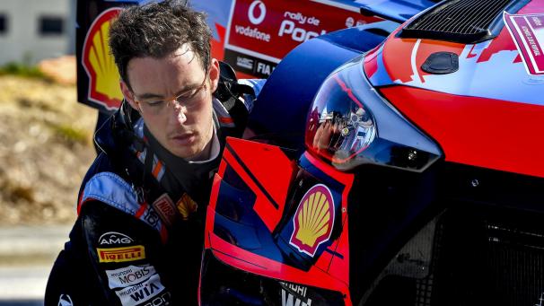 <p>Bis zu seinem Unfall lief es für Thierry Neuville (Hyundai) bestens in Portugal.</p>